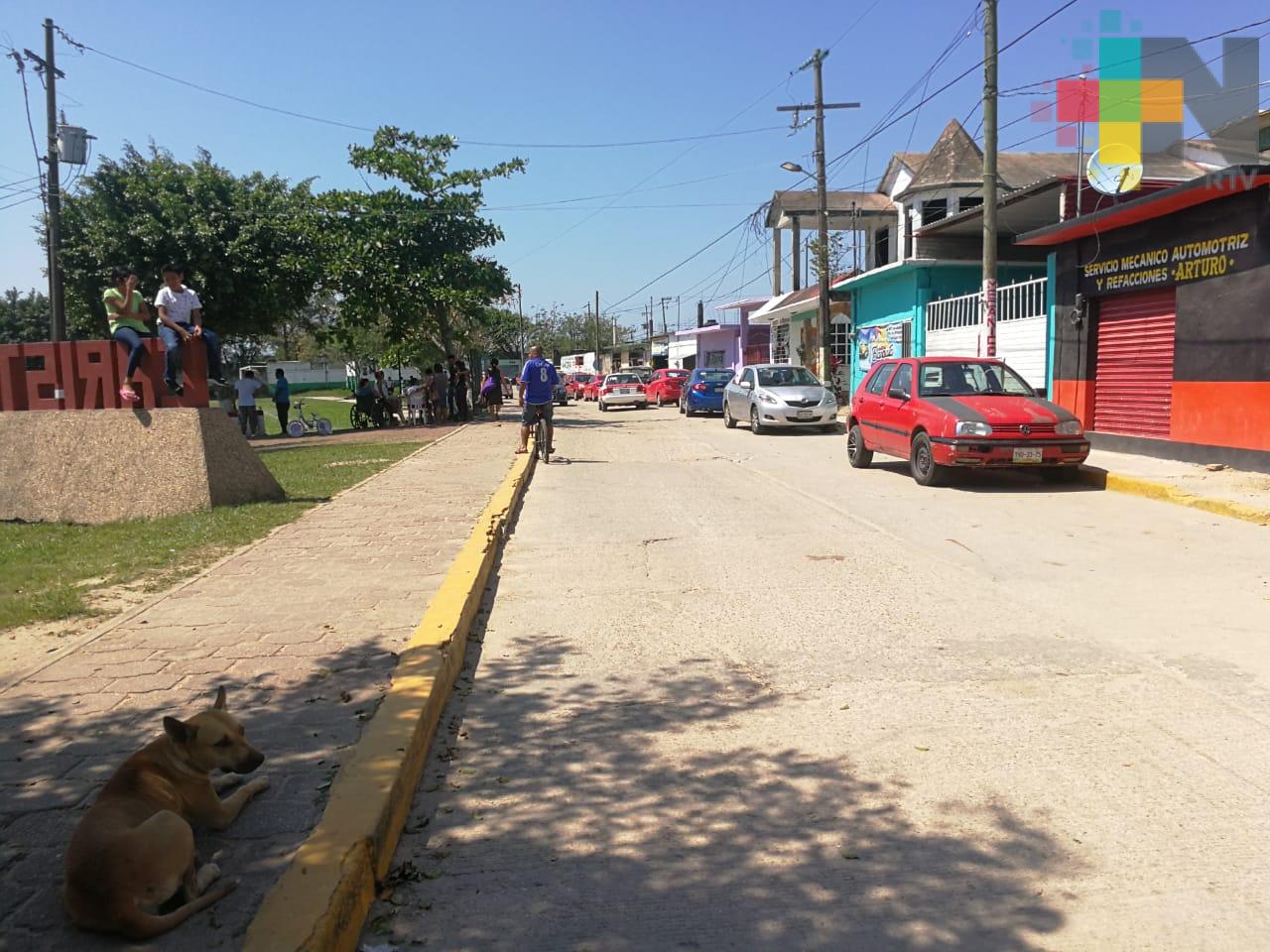 Congregación de Mundo Nuevo avanza en la colocación de lámparas LED