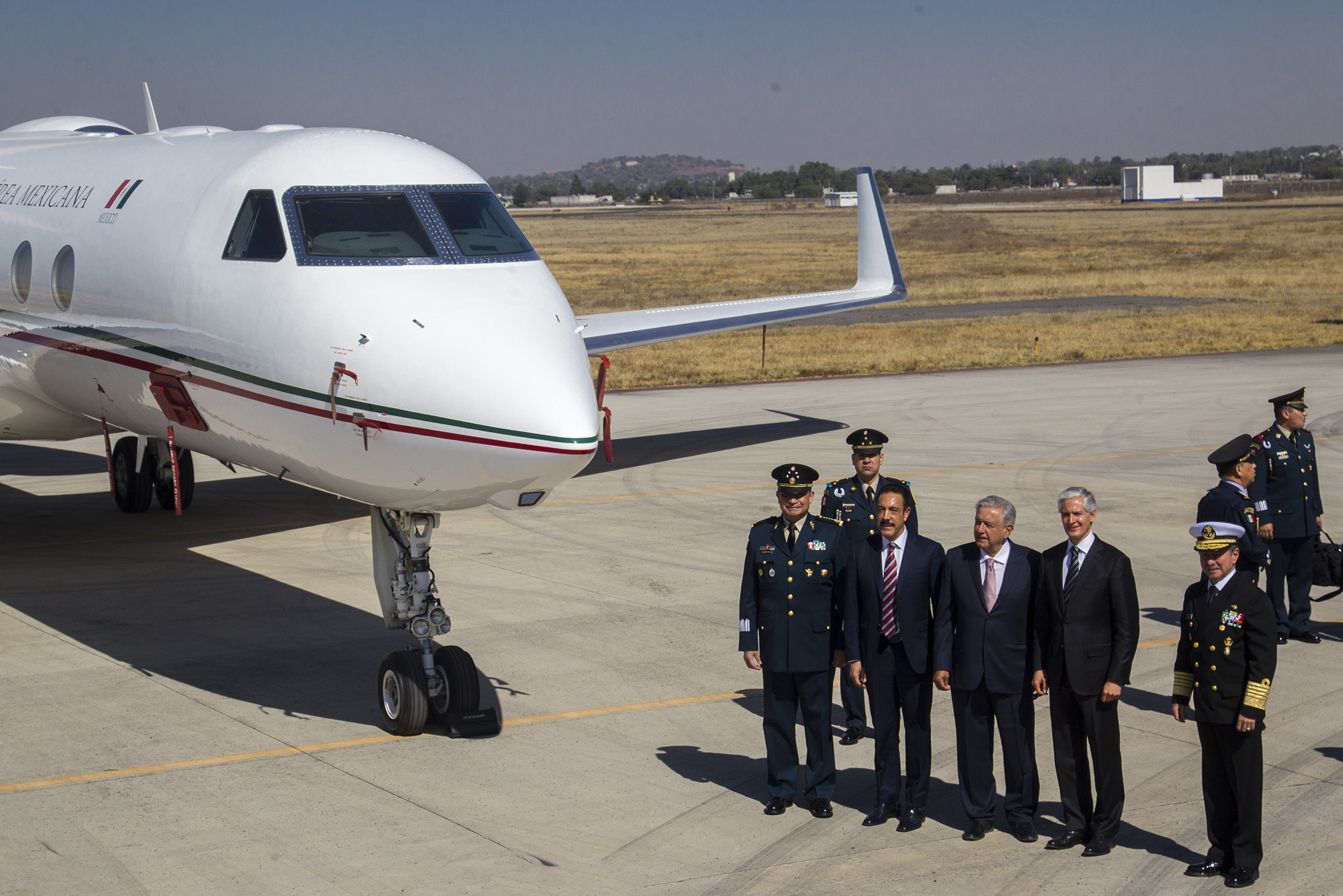 Aeropuerto de Santa Lucía será administrado por la Secretaría de la Defensa