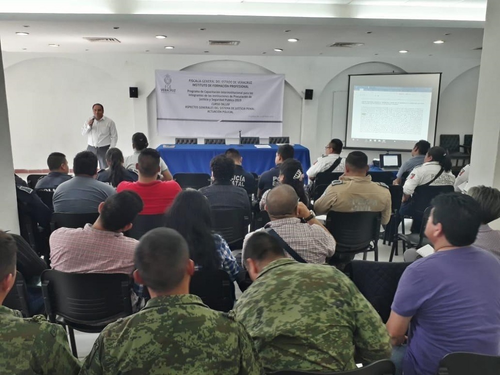 Fortalecen conocimientos del Sistema de Justicia Penal en policías