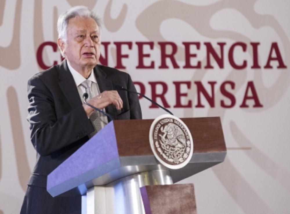 Exfuncionarios públicos debilitaron a la CFE, denuncia Manuel Bartlett