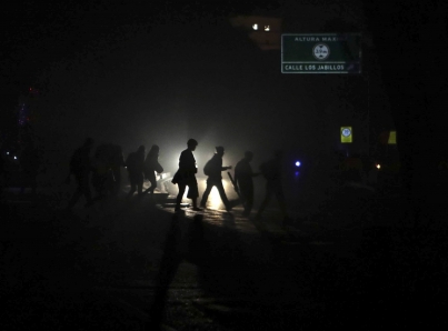 Suspendidas actividades escolares y laborales por apagón en Venezuela
