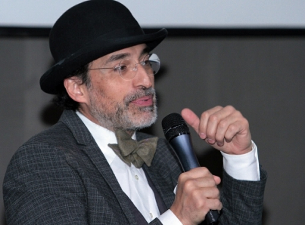 Bruno Bichir niega haber violado a mujer que lo acusa en redes sociales
