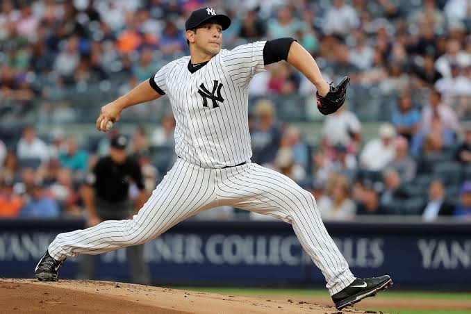 Mexicano Luis Cessa lanza tres entradas en derrota de Yanquis