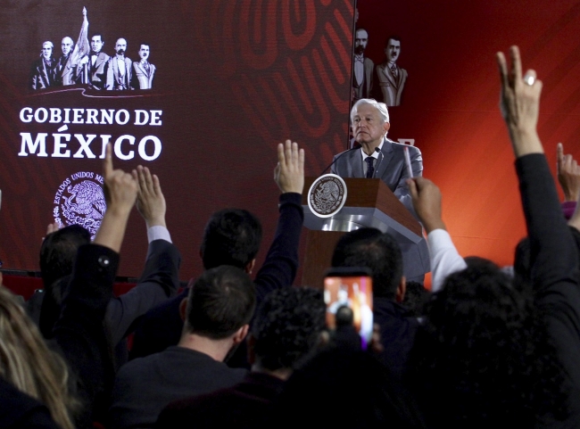 Se acabó con corrupción tolerada desde élite del gobierno, asegura López Obrador