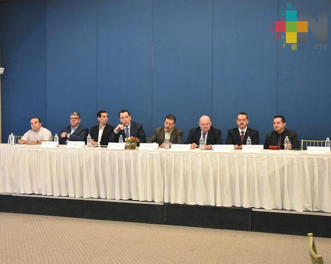 Presenta SEDECOP programas para impulsar al sector empresarial