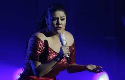 Yuridia engalana noche del Carnaval en Veracruz