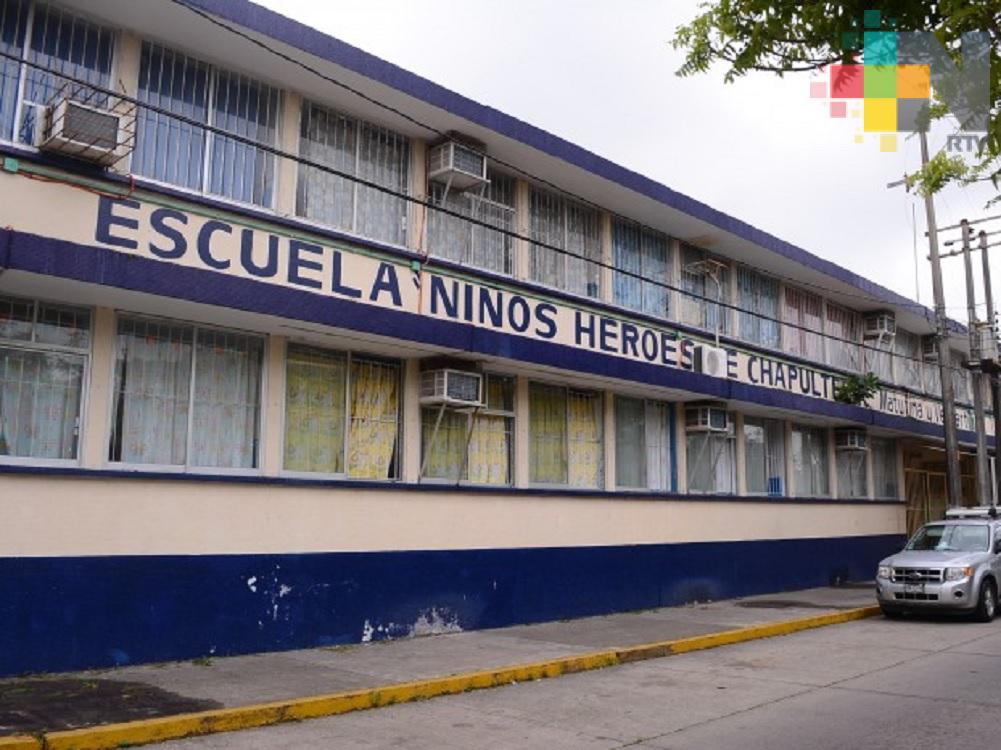 En vacaciones padres de familia, maestros y vecinos resguardarán escuelas de Coatzacoalcos