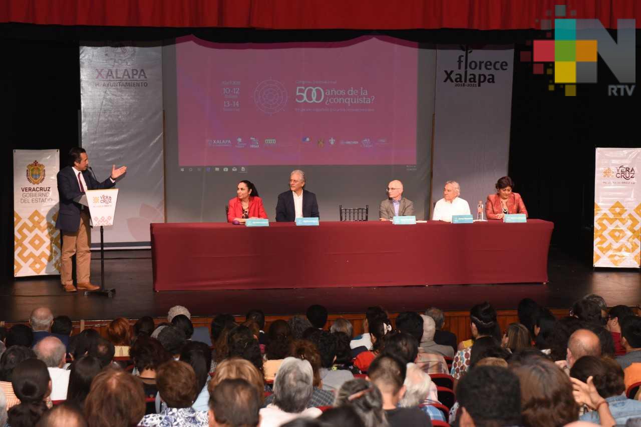 Participó el gobernador Cuitláhuac García en el debate y reflexión a 500 años de la ¿Conquista?