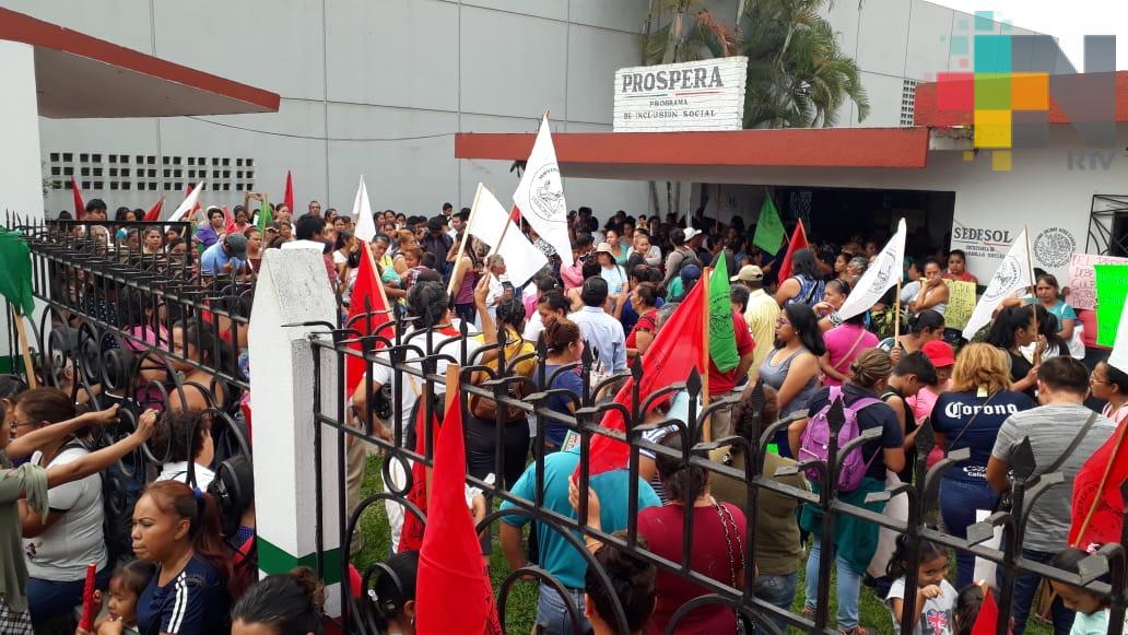 Secretaría del Bienestar atiende demandas de Antorcha Campesina
