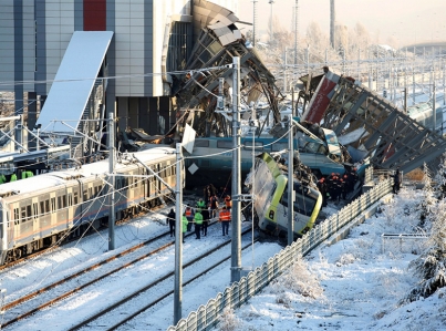Choque de trenes en Filipinas deja 34 heridos