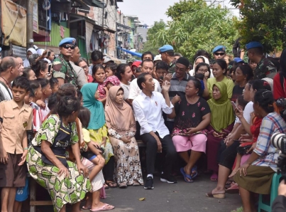 Dejan seis muertos disturbios en Indonesia tras reelección de Widodo