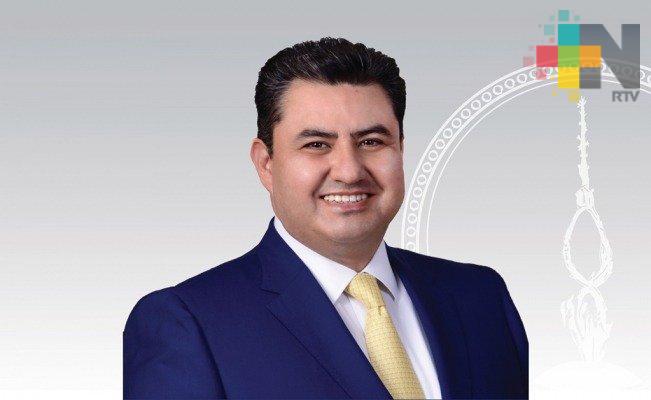 Detienen a Naasón Joaquín García, líder de la iglesia La Luz del Mundo