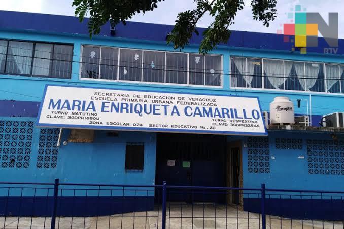 Sin escrituras la mayoría de escuelas de Coatzacoalcos