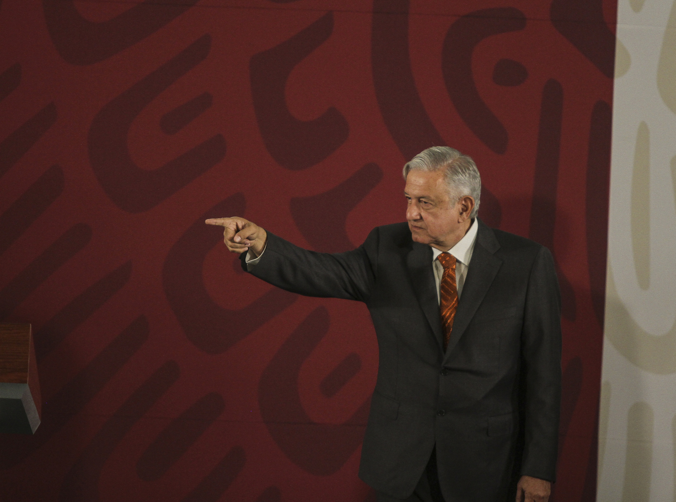 Descarta AMLO ampliación de mandato federal como en Baja California