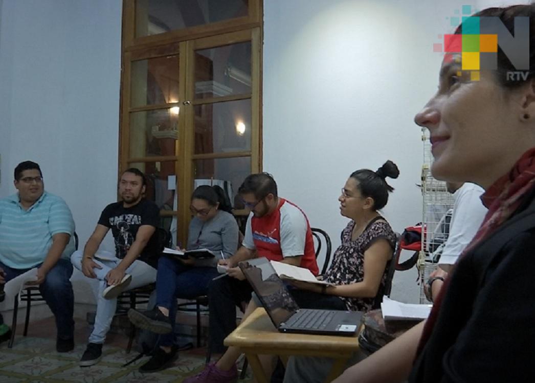 Alumnos del taller de Stand Up se graduarán este sábado