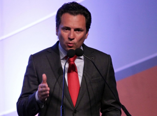FGR acusa a Lozoya de tres delitos, entre ellos, cohecho
