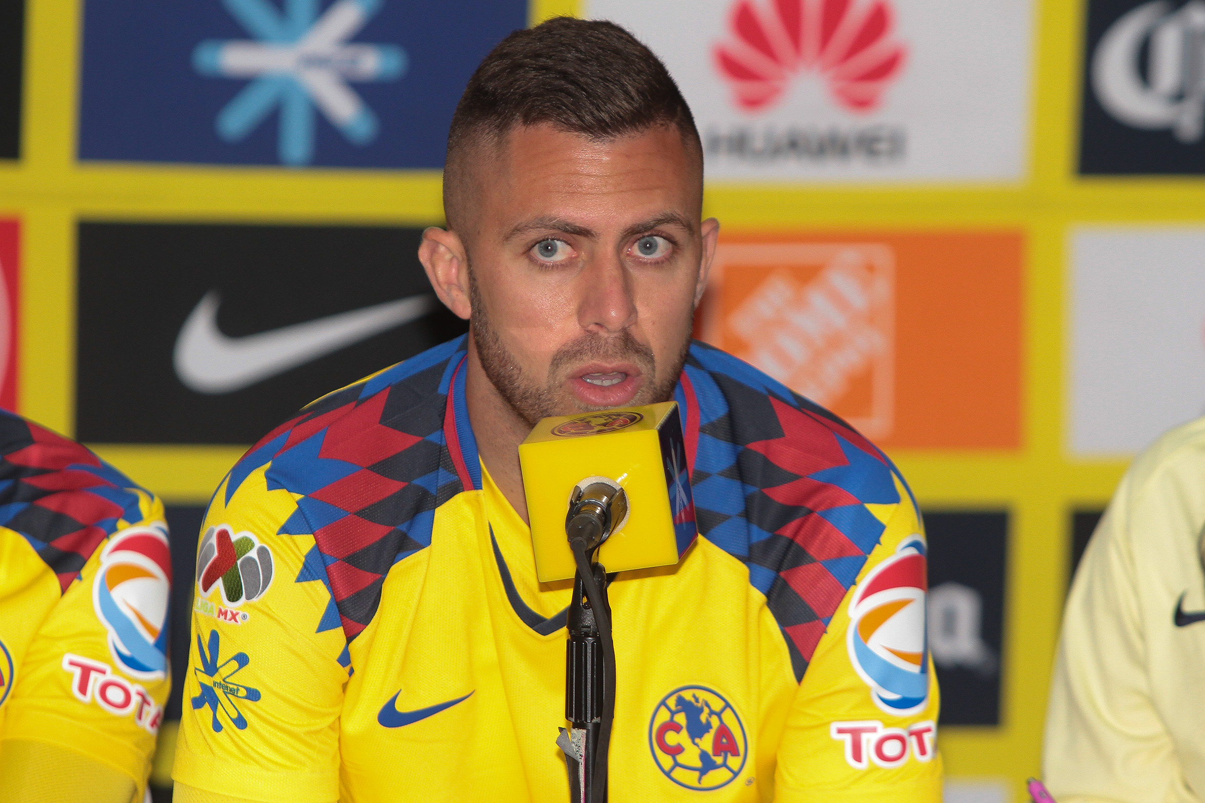 América oficializa salida del francés Jérémy Ménez