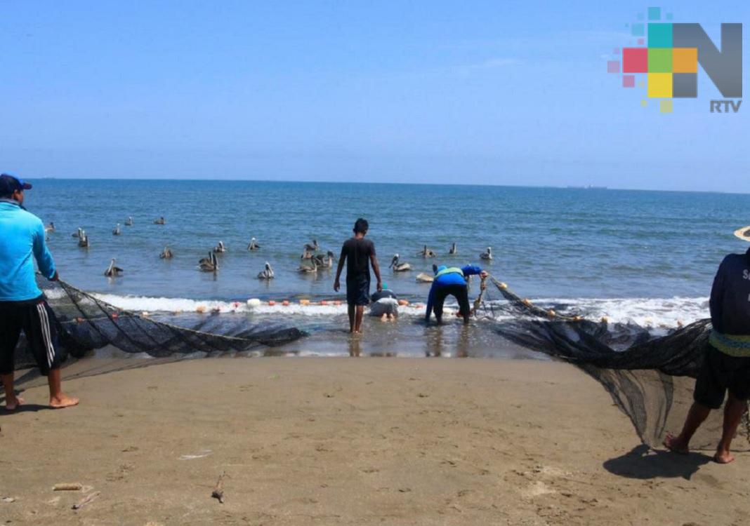 Empresa Hokchi Energy pagará afectaciones a pescadores de Coatzacoalcos