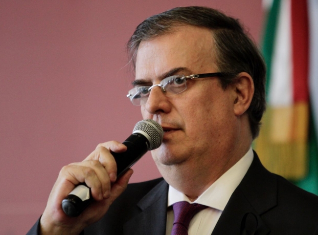 Perfila México interponer denuncia por terrorismo ante ataques armados en EUA