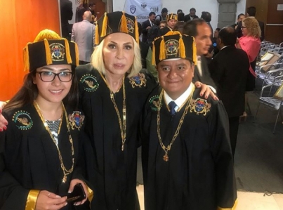 Entrega de doctorado no fue un acto político, dice Laura Bozzo