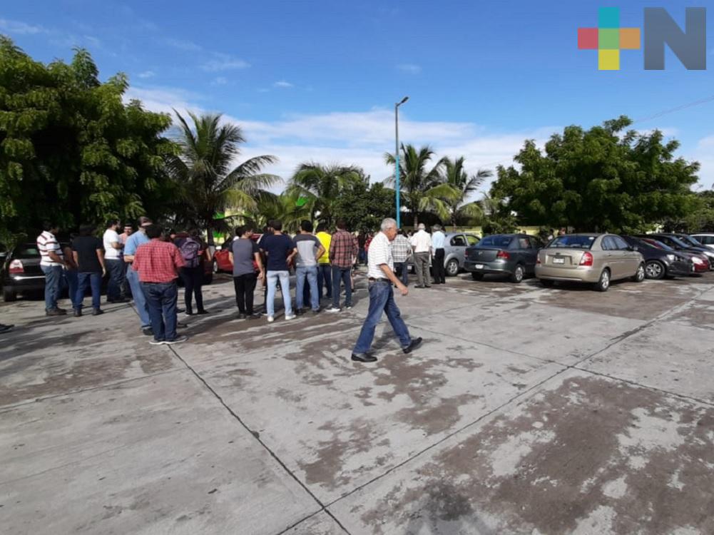 Alumnos y profesores del Itver realizan simulacro de sismo