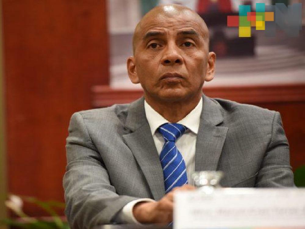 Pese a su elevado salario, Marcos Even Torres sigue ausente de sus labores en la Fiscalía de Veracruz
