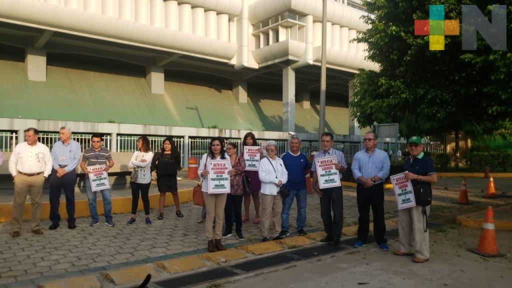 Sindicato UNTyPP se manifiesta en Edificio Inteligente de Pemex en Coatzacoalcos MÁSNOTICIAS Sindicato UNTyPP se manifiesta en Edificio Inteligente de Pemex en Coatzacoalcos MÁSNOTICIAS