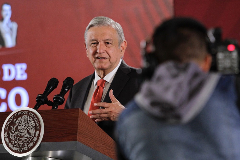 Celebra AMLO combate a corrupción e impunidad en Poder Judicial