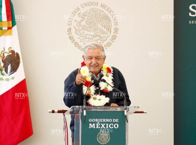 La 4T no es retórica, dice AMLO en Oaxaca