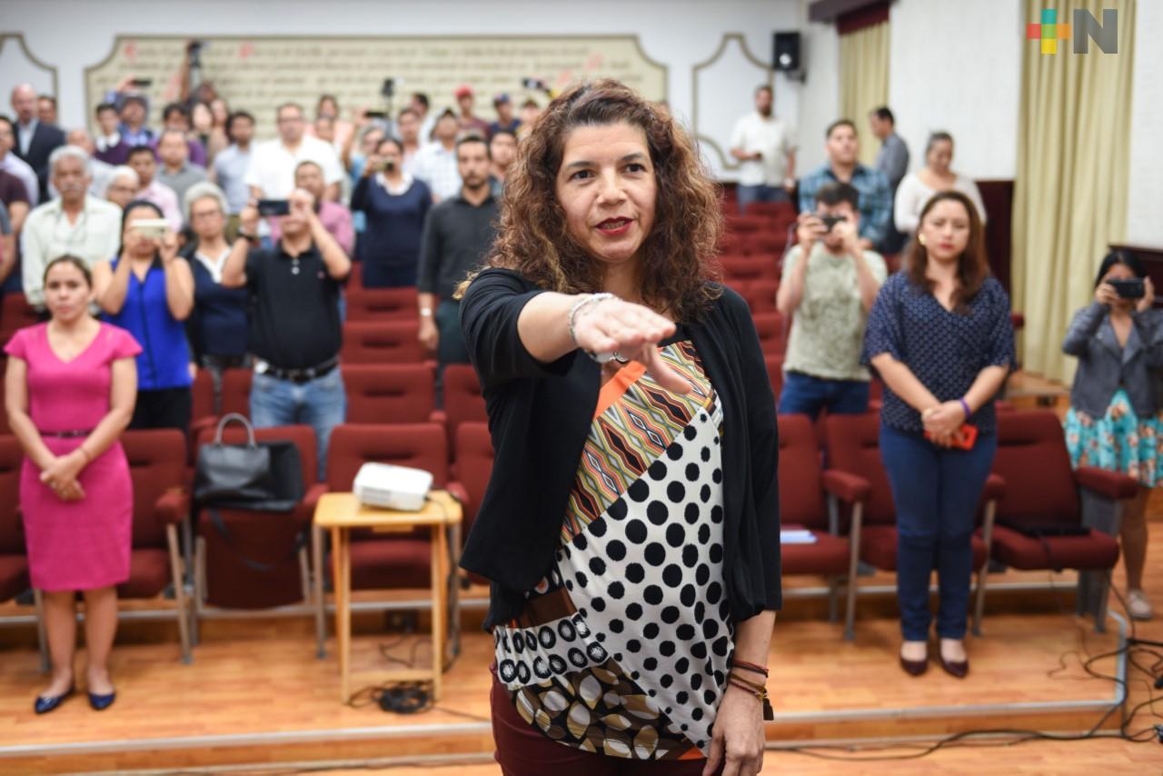 Aprueba Cabildo de Xalapa licencia temporal a tesorera