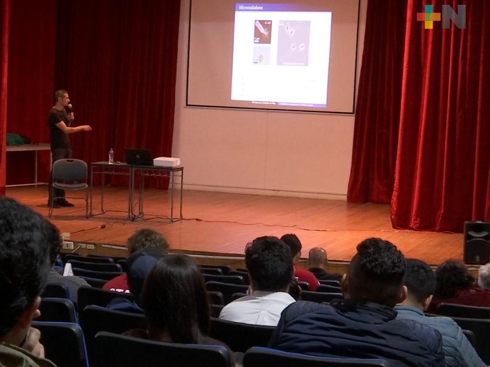 UV realiza XVI Encuentro Xalapeño de Física