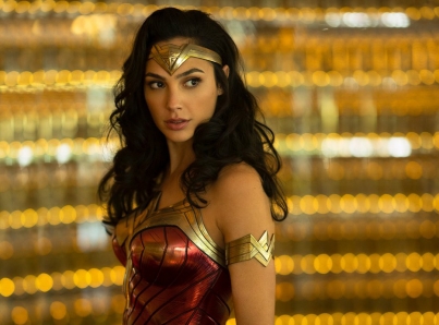 Gal Gadot vuelve con su traje de “Wonder Woman”