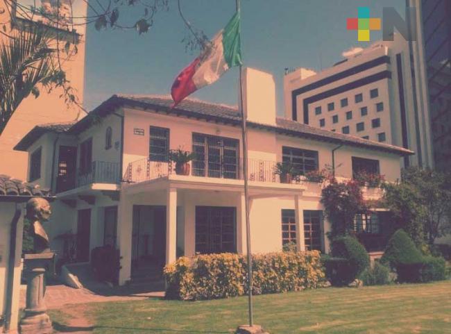 Confirma cancillería que da asilo a funcionarios ecuatorianos