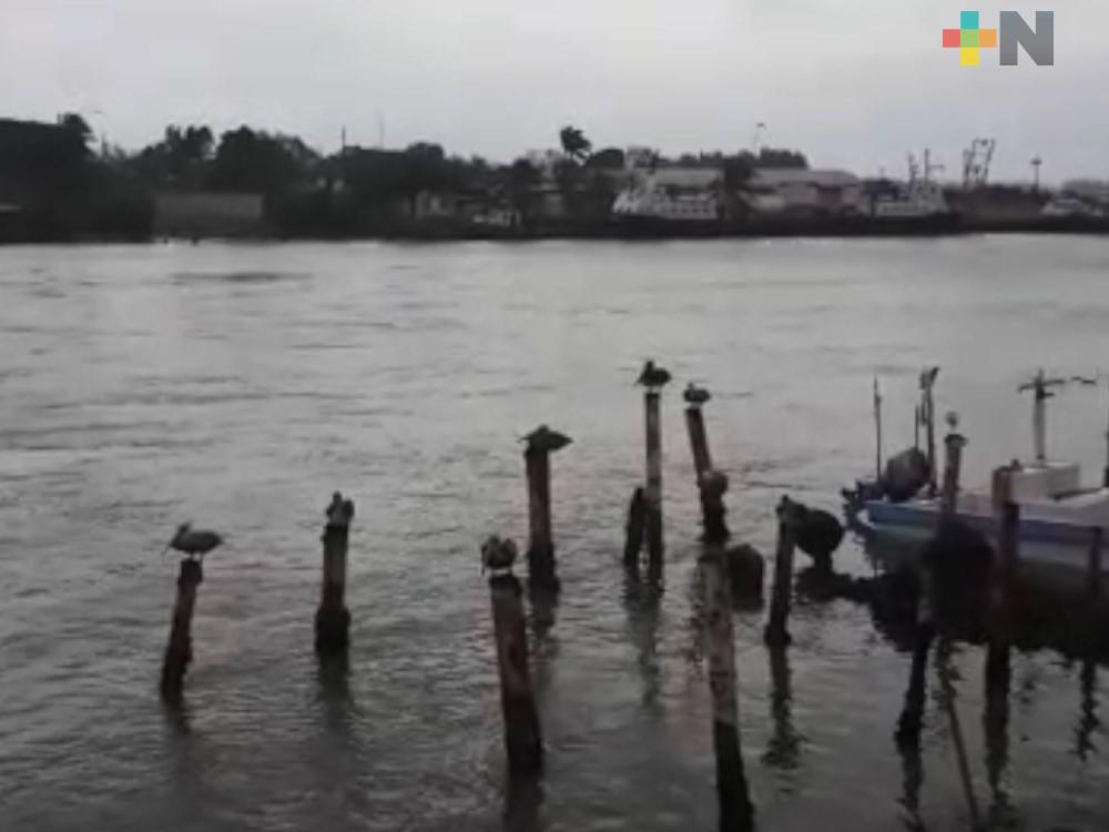 Instalan albergues por presencia de lluvias provocadas por el FF 5 en Tamiahua