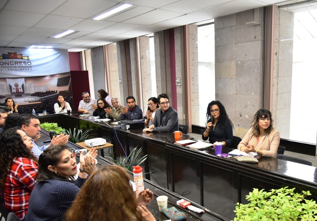 Abordan la importancia del lenguaje inclusivo en la técnica legislativa