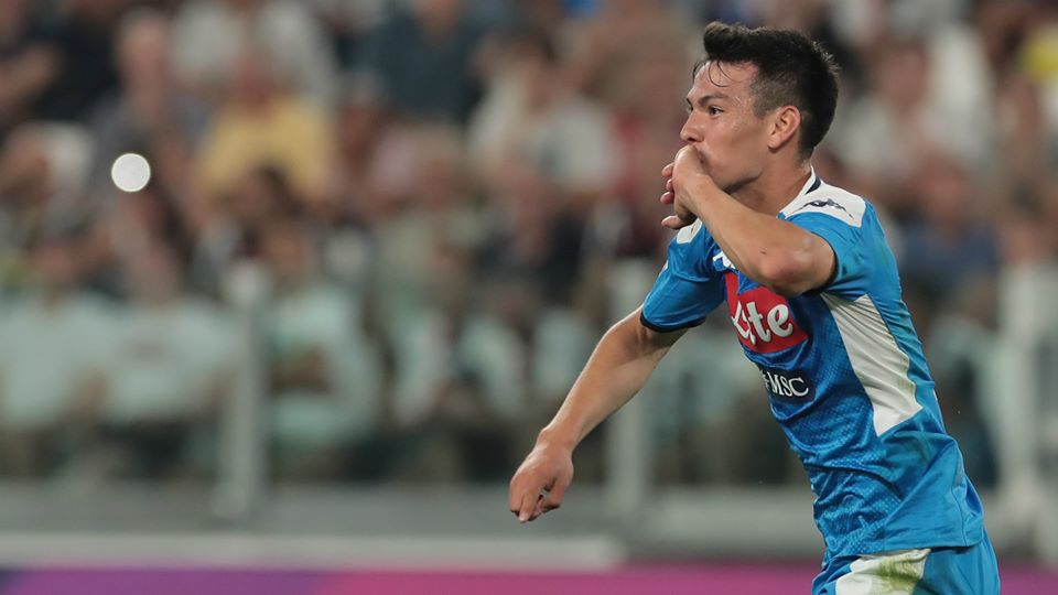 “Chucky” Lozano apunta al futbol inglés