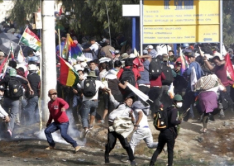 Parlamento Europeo pide elecciones en Bolivia para solucionar crisis