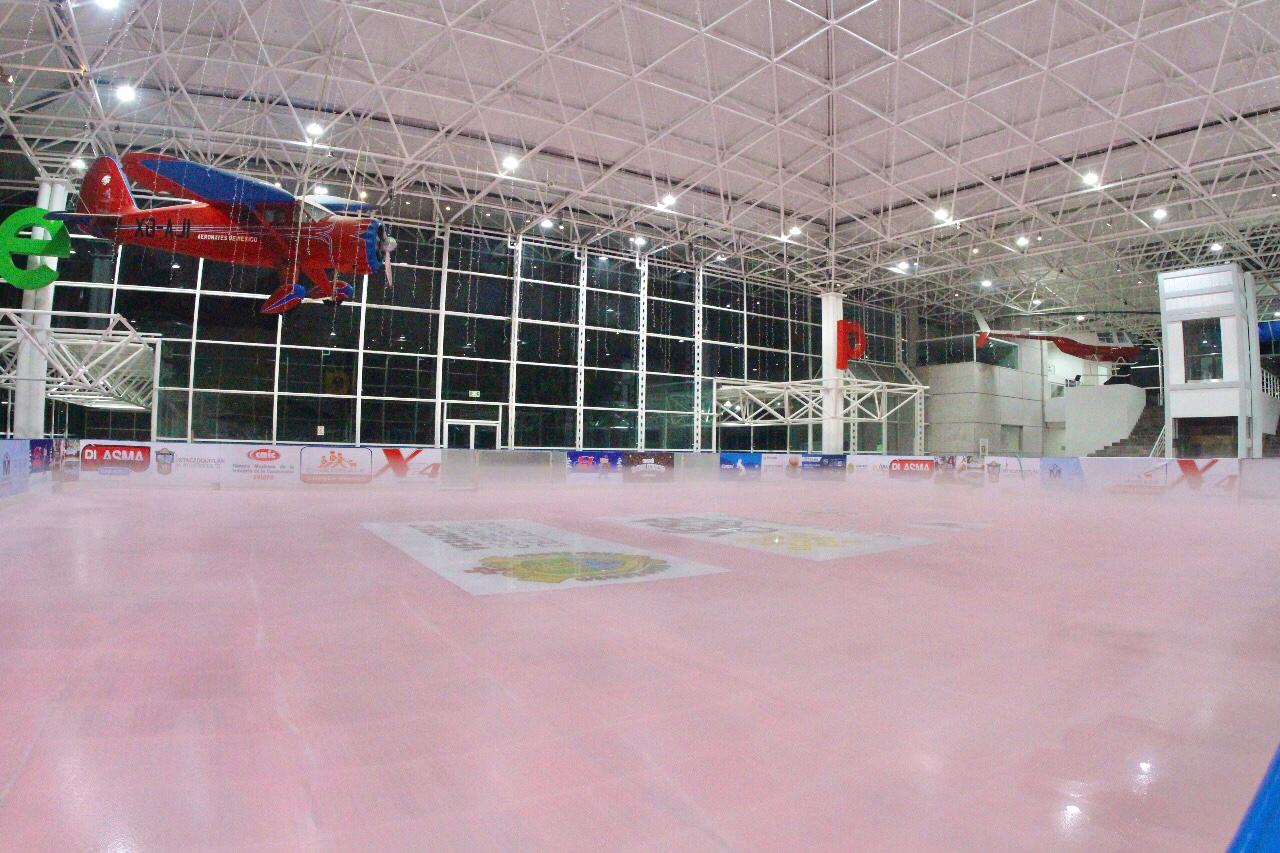 Supervisan medidas de seguridad en pista de hielo que se inaugurará el sábado