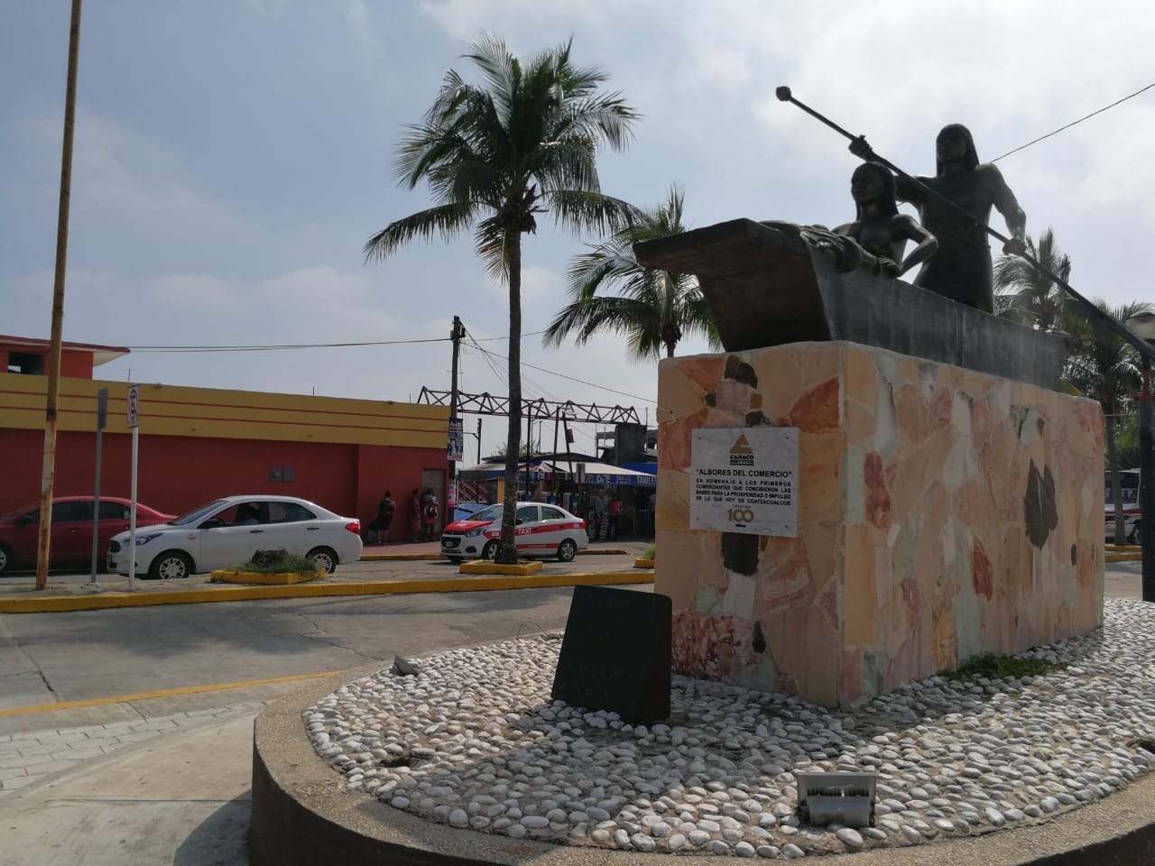 Monumento al Comerciante, Coatzacoalcos