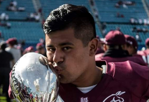 Francisco Rodríguez campeón de la Onefa con Burros Blancos IPN