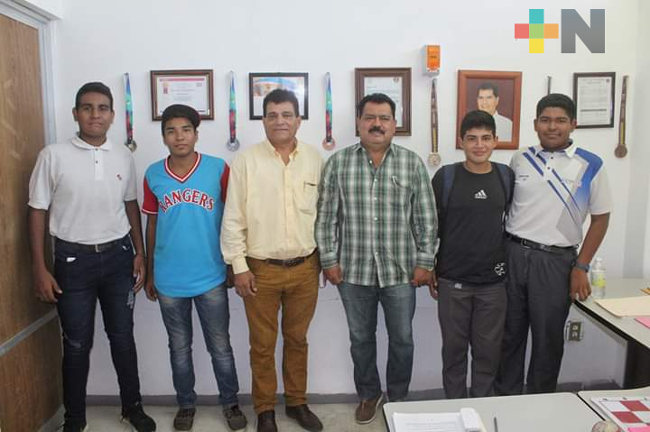 Olmecas de Tabasco observó a peloteros de Coatzacoalcos
