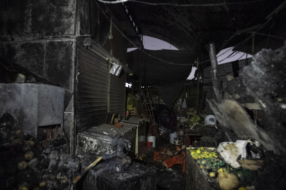 Mueren dos personas por incendio en La Merced