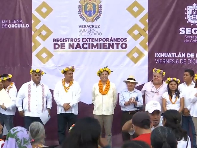 Gobernador Cuitláhuac García Jiménez preside Jornada Itinerante en Ixhuatlán de Madero