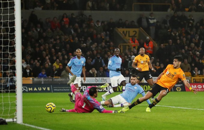 Raúl Jiménez encabeza remontada del Wolverhampton ante Manchester City