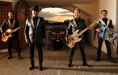 Los Tigres del Norte lanzan su versión de «Mujeres divinas»