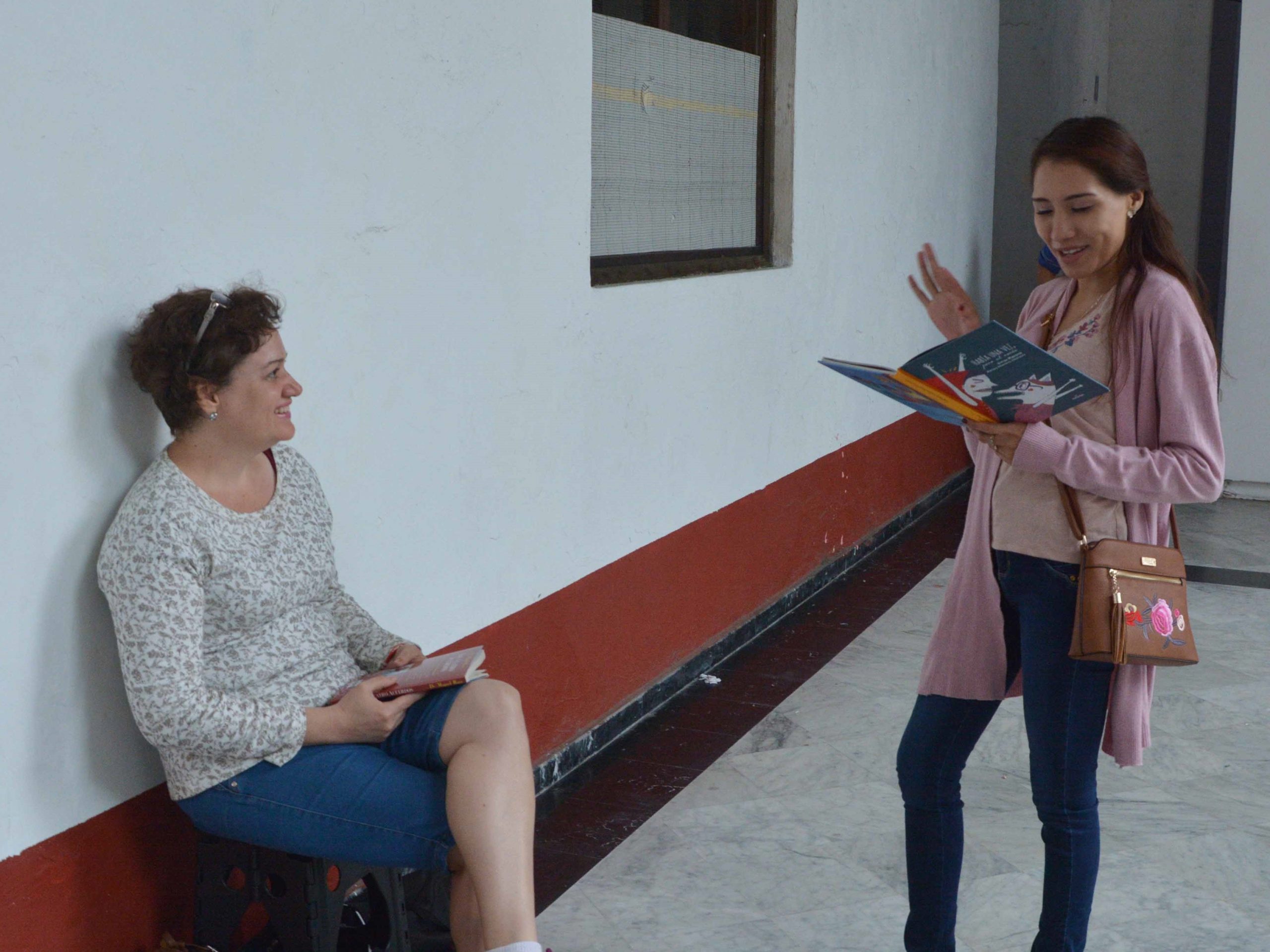 Presentan IVEC y CECyTEV Primer Encuentro Estatal Jóvenes a la Lectura