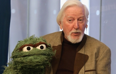 Muere Caroll Spinney, titiritero de “Big Bird” de “Plaza Sésamo”