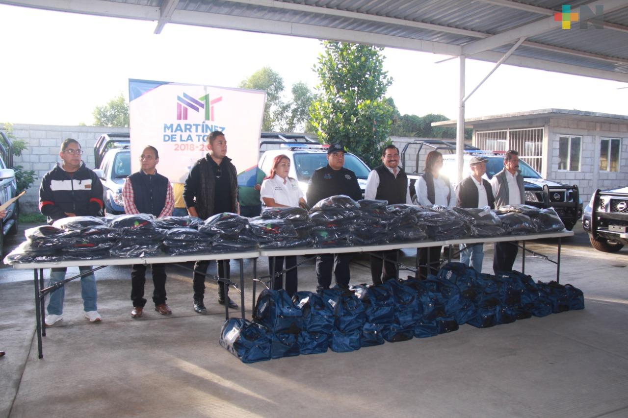 Entregaron uniformes y equipo táctico a policías municipales de Martínez de la Torre