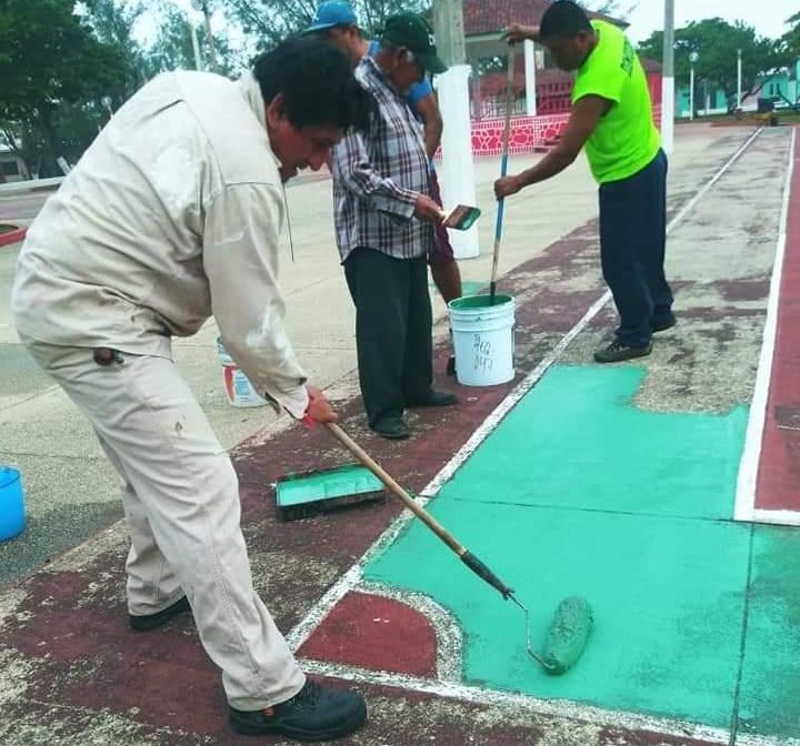 Continúa mantenimiento a Unidades Deportivas de Villa Allende