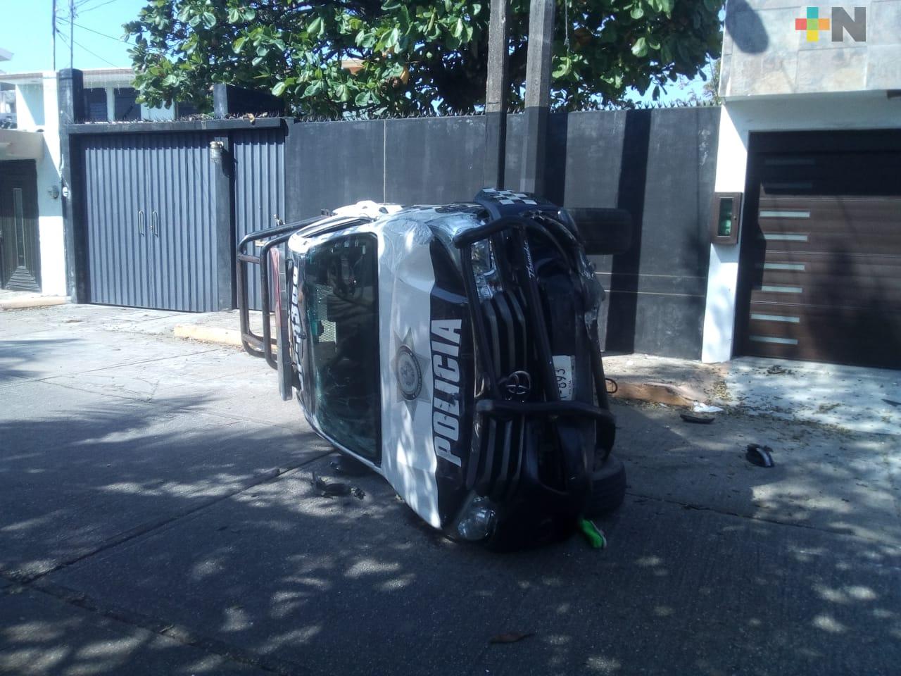Vuelca patrulla en Coatzacoalcos; tres oficiales lesionados
